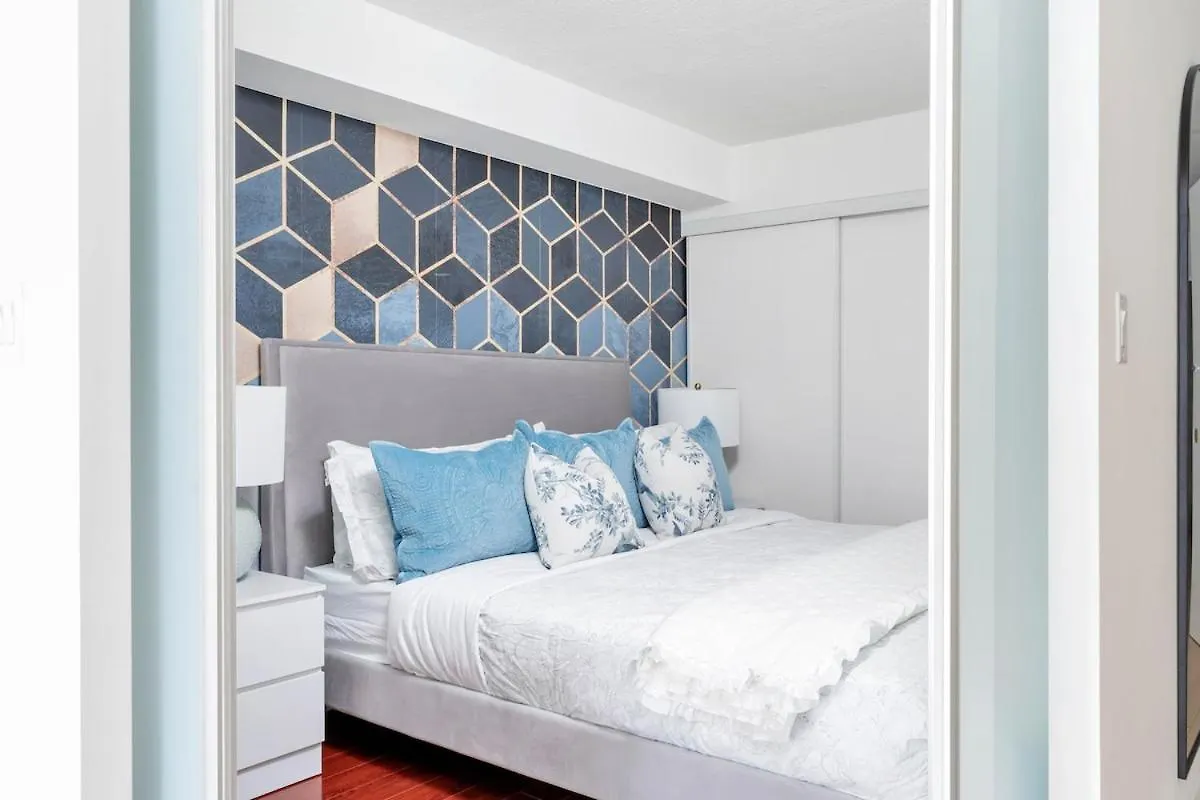 Prime Location Downtown Toronto Apartment