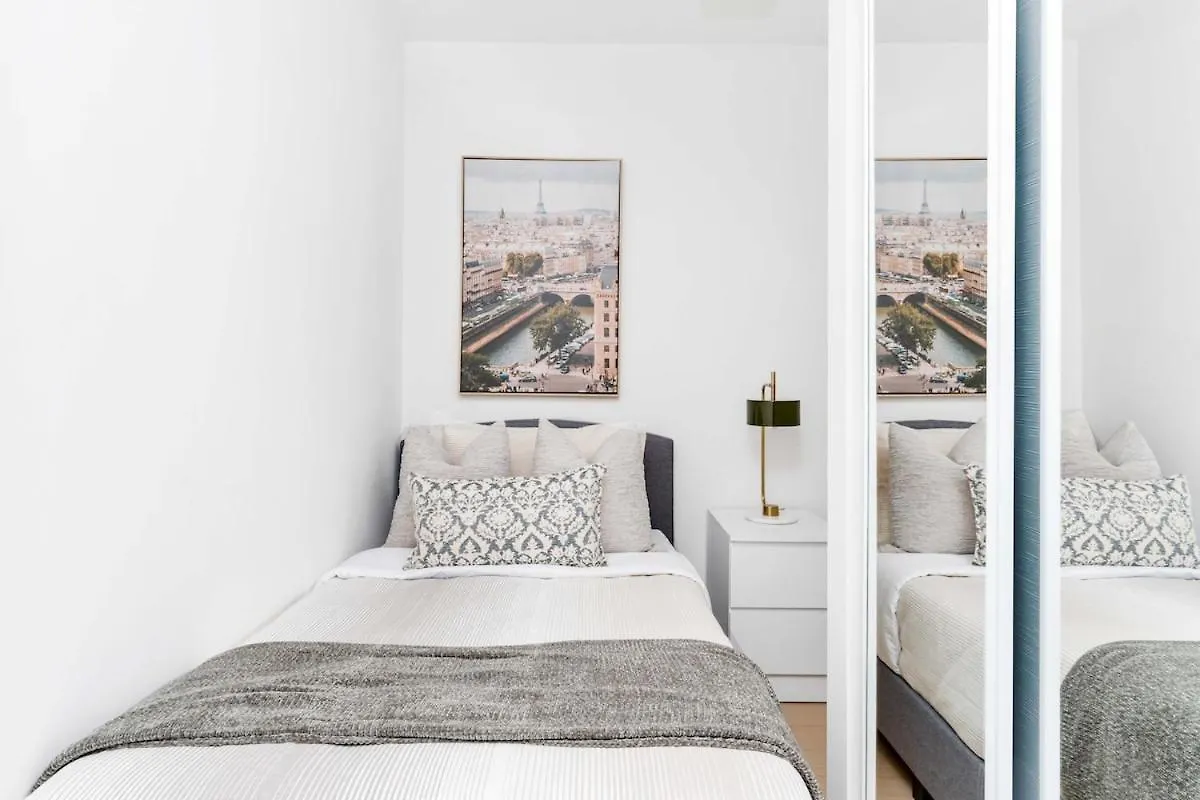 Prime Location Downtown Toronto Apartment